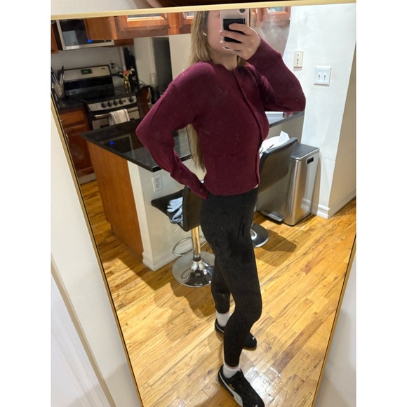 Musera Burgundy Button Front Knit Cardigan Sweater Size S – Brand New ! - Picture 4 of 11